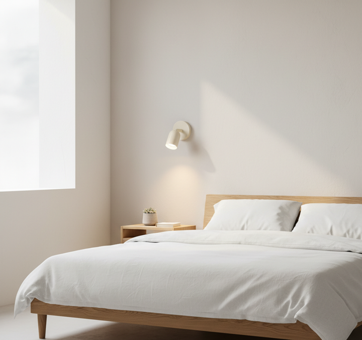 Aplique LED regulable, iluminación eficiente para dormitorio o pasillo, estilo moderno.