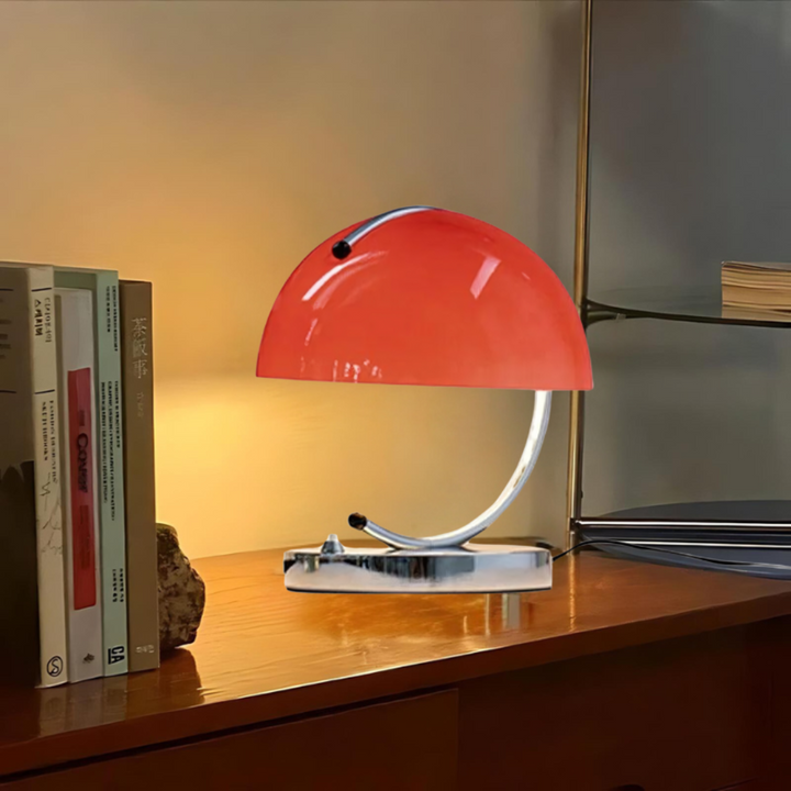 Lámpara de mesa LED de vidrio con luz cálida. Crea un ambiente acogedor y un toque decorativo en el hogar.