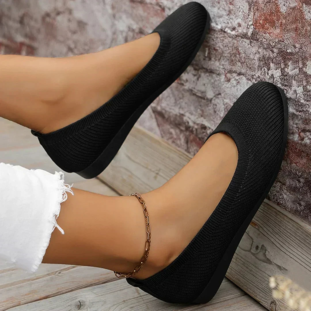 Zapatillas transpirables antideslizantes para mujer, ideales para uso diario y casual.