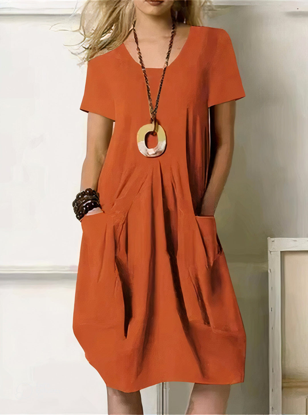 Vestido casual de manga corta para mujer, corte recto, estilo relajado y cómodo, ideal para verano y primavera.