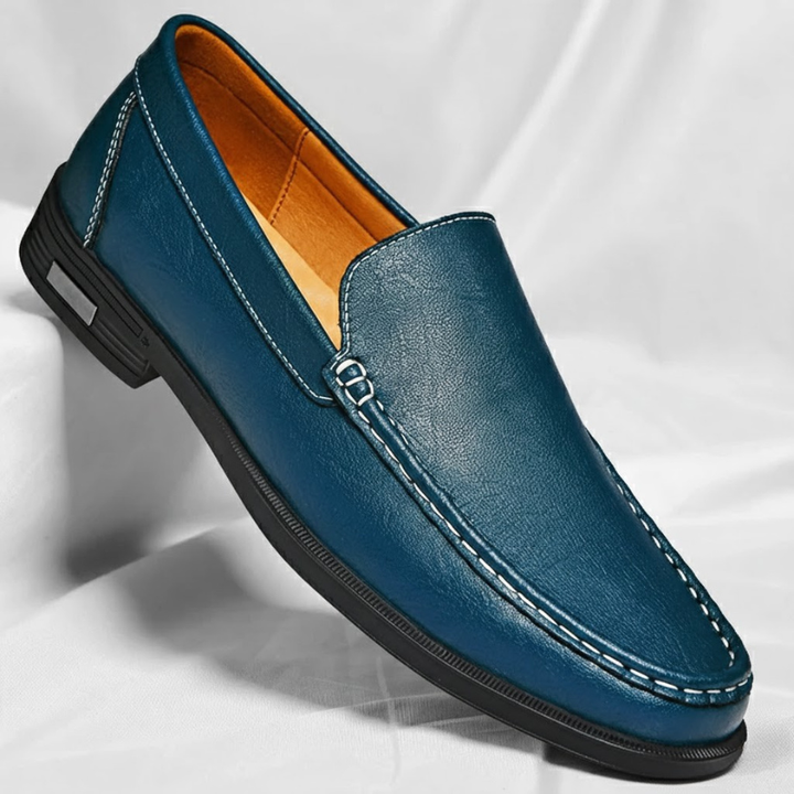 Mocasines de piel marrón para hombre, estilo italiano clásico y elegante.