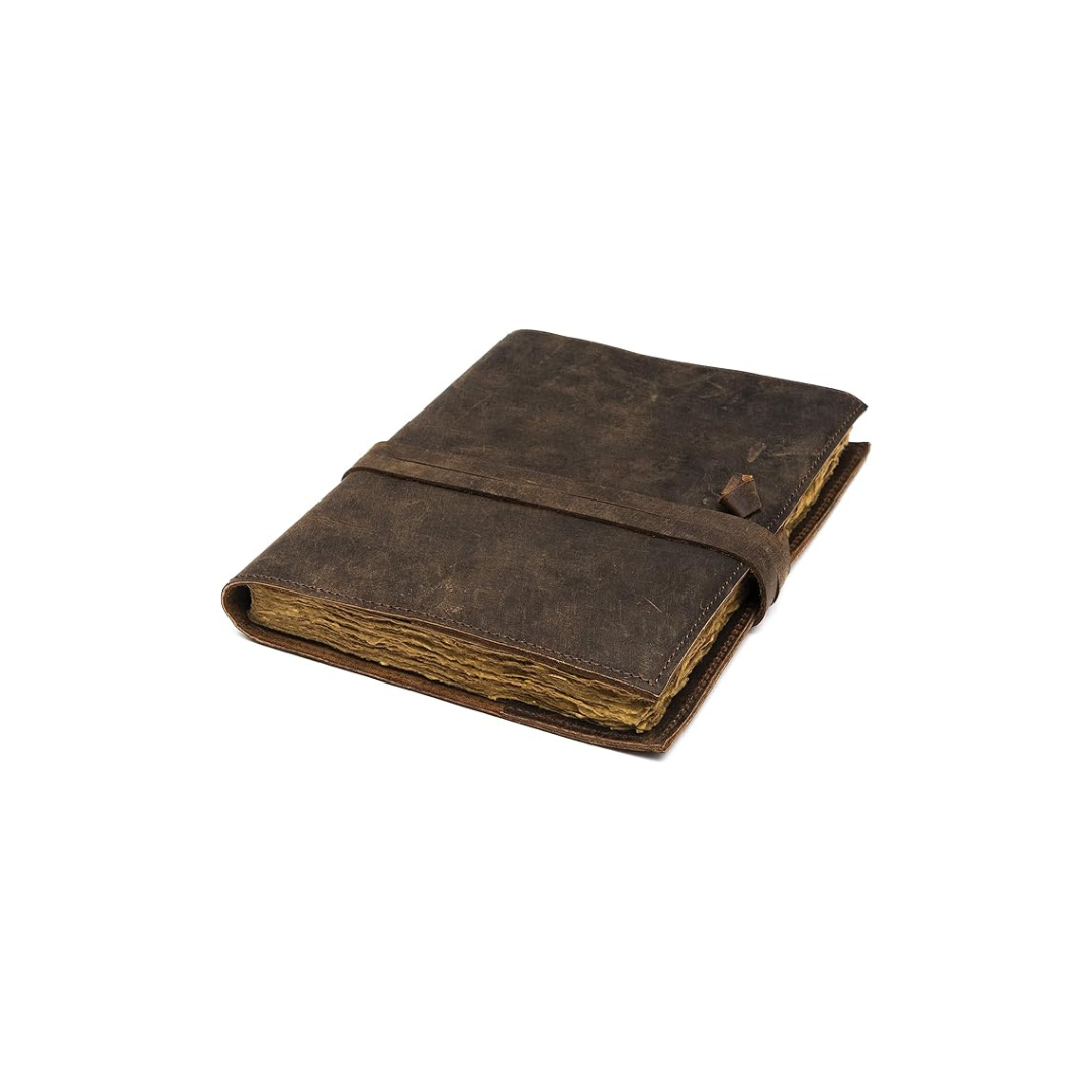 Cuaderno de cuero vintage recargable A5. Ideal para escritura, diario o notas. Diseño artesanal y elegante.