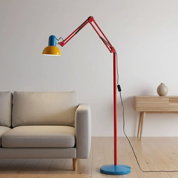 Lámpara de pie flexo Memphis ajustable, diseño moderno y funcional para sala de estar.