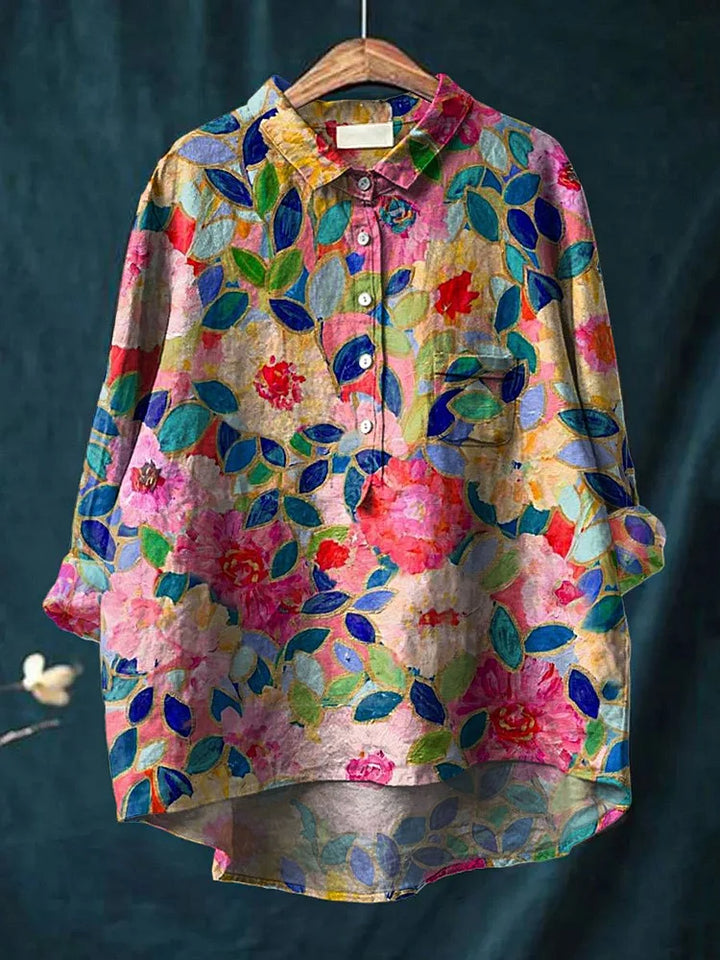 Camisa oversize de algodón para mujer con estampado artístico floral, moda casual de verano, vista completa.