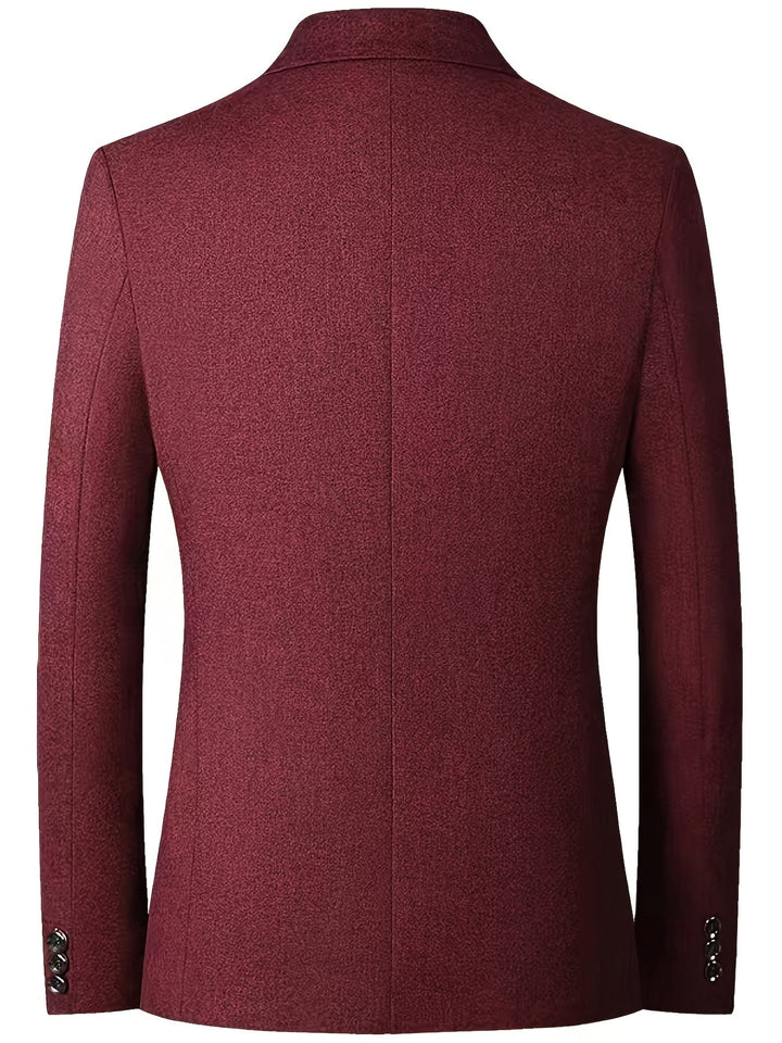 Blazer azul para hombre, dos botones. Versátil para estilo formal, smart casual y moda masculina moderna.