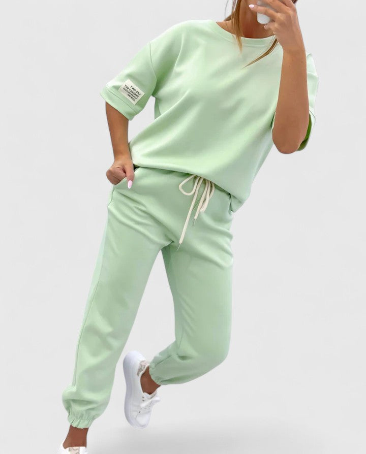 Conjunto de dos piezas elegante para mujer, blusa y pantalón cómodos de verano, estilo casual.