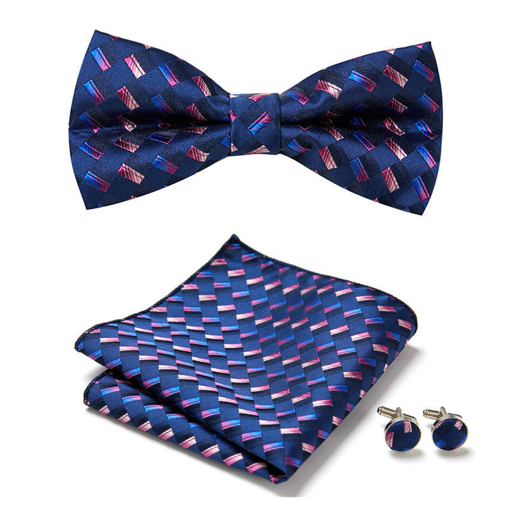 Elegante pajarita floral pre-atada, accesorio de moda masculina en poliéster. [[lstfy-media:7]]