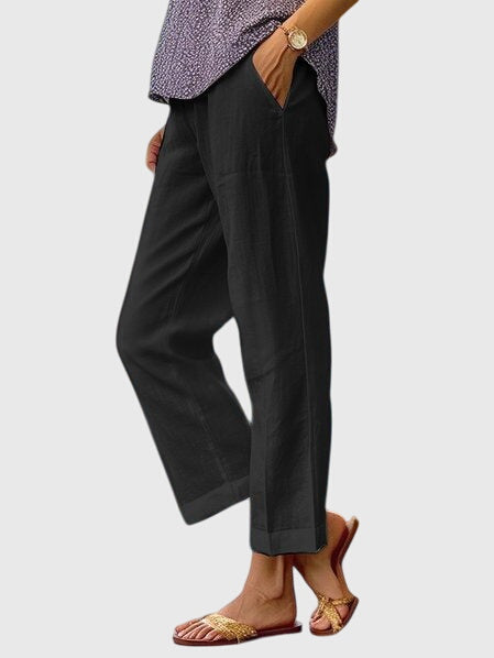 Pantalones Ángela de estilo atemporal para mujer, corte recto y elegante, perfectos para cualquier ocasión.