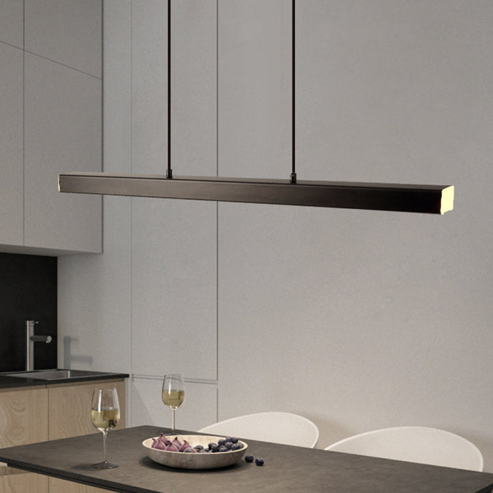 Moderna lámpara colgante LED Nexis lineal. Acabado negro y marrón para iluminación de interiores.