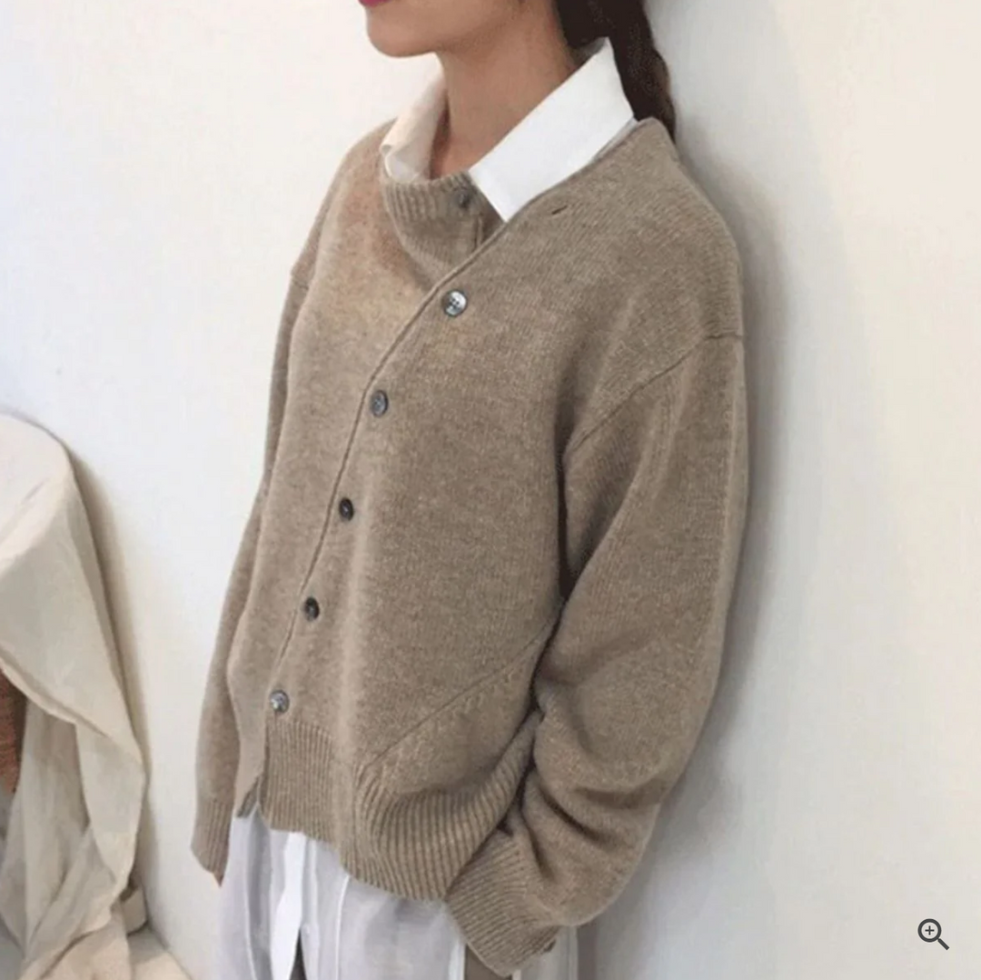 Cárdigan de cachemir asimétrico para mujer con botones. Prenda de moda de otoño/invierno, suéter cálido y elegante.