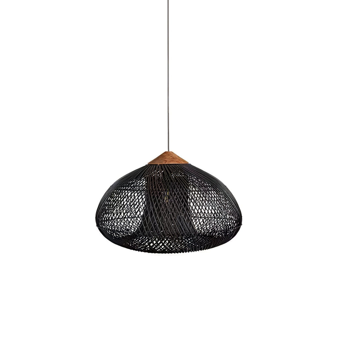 Iluminación cálida con lámpara colgante estilo arpa, diseño artesanal único.