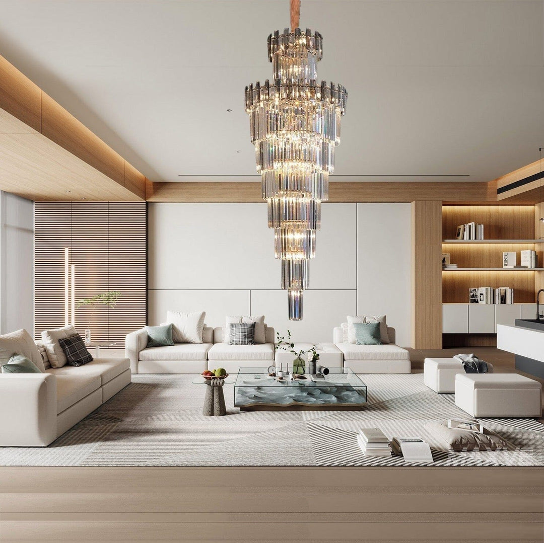 Candelabro de lujo escalonado, cristal, estilo francés moderno, ideal para iluminación de diseño interior.