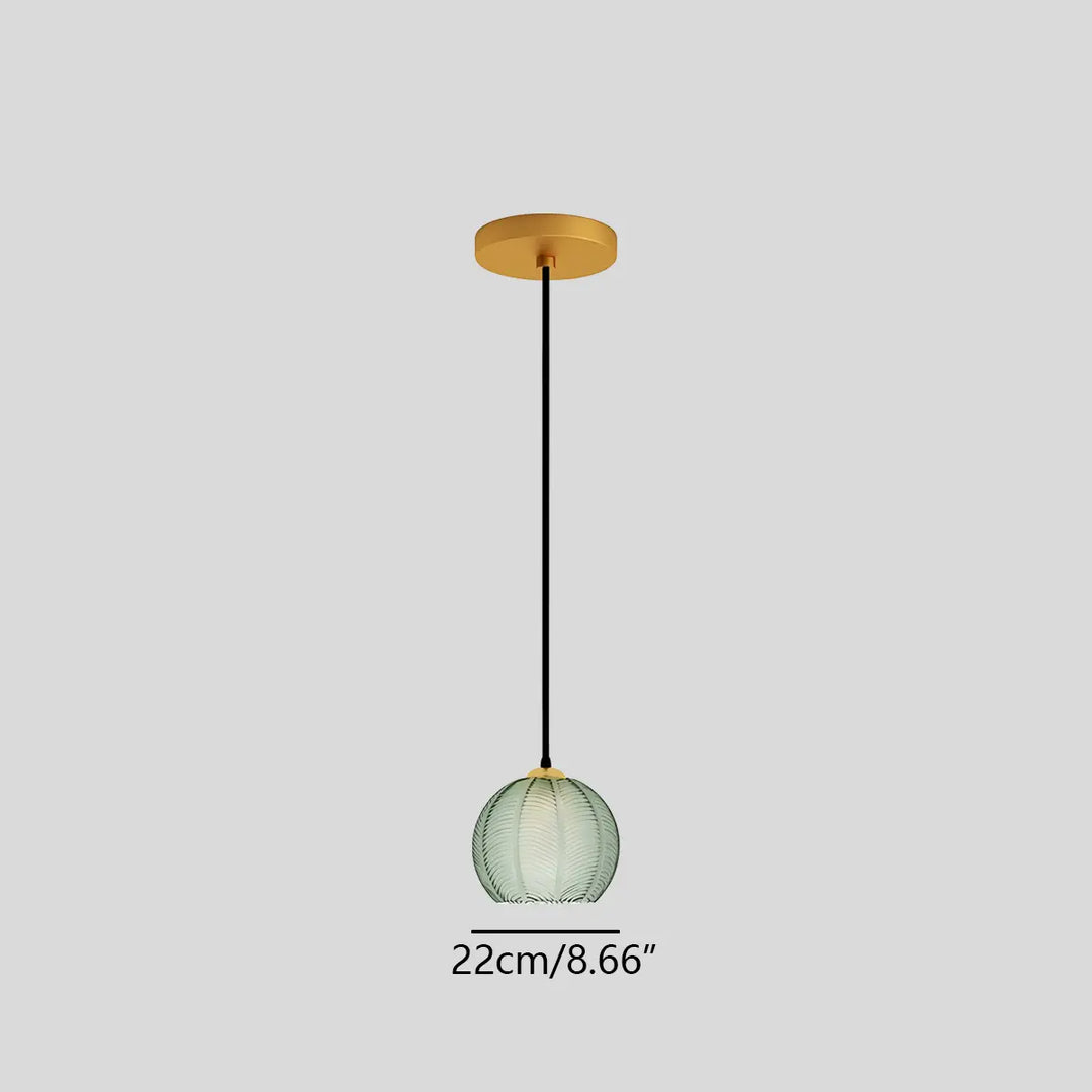 Detalle de hojas en lámpara colgante Aalin. Cristal esmerilado. Ideal para iluminación moderna en cualquier estancia.