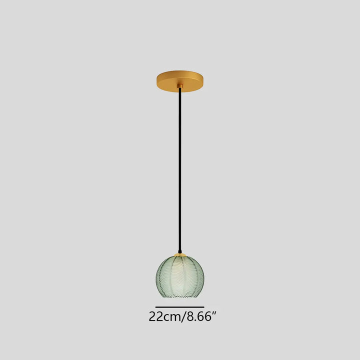 Detalle de hojas en lámpara colgante Aalin. Cristal esmerilado. Ideal para iluminación moderna en cualquier estancia.