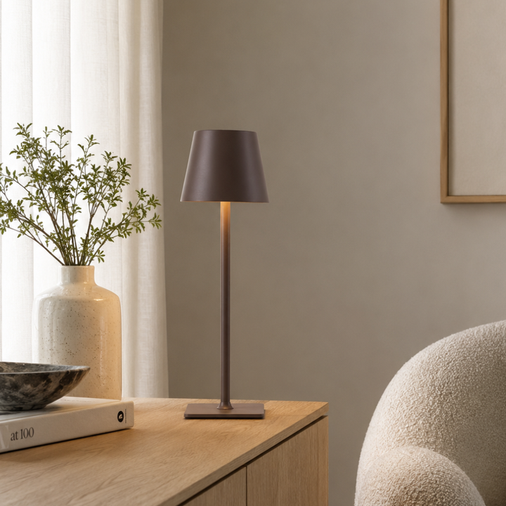 Lámpara de mesa recargable, inalámbrica. LED, táctil, diseño escandinavo. Ideal para decoración interior/exterior.