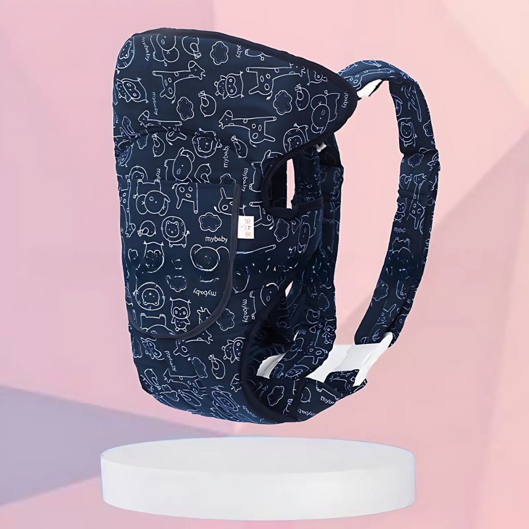 Familia activa usa portabebés ergonómico 4-en-1, facilitando aventuras y paseos al aire libre con el bebé.
