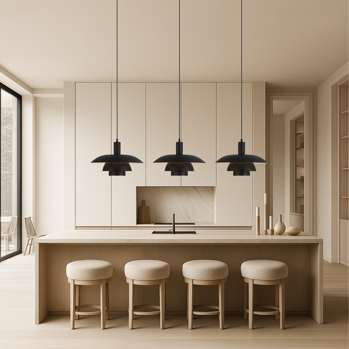 Decoración moderna: lámpara colgante de aluminio cepillado con luz LED.