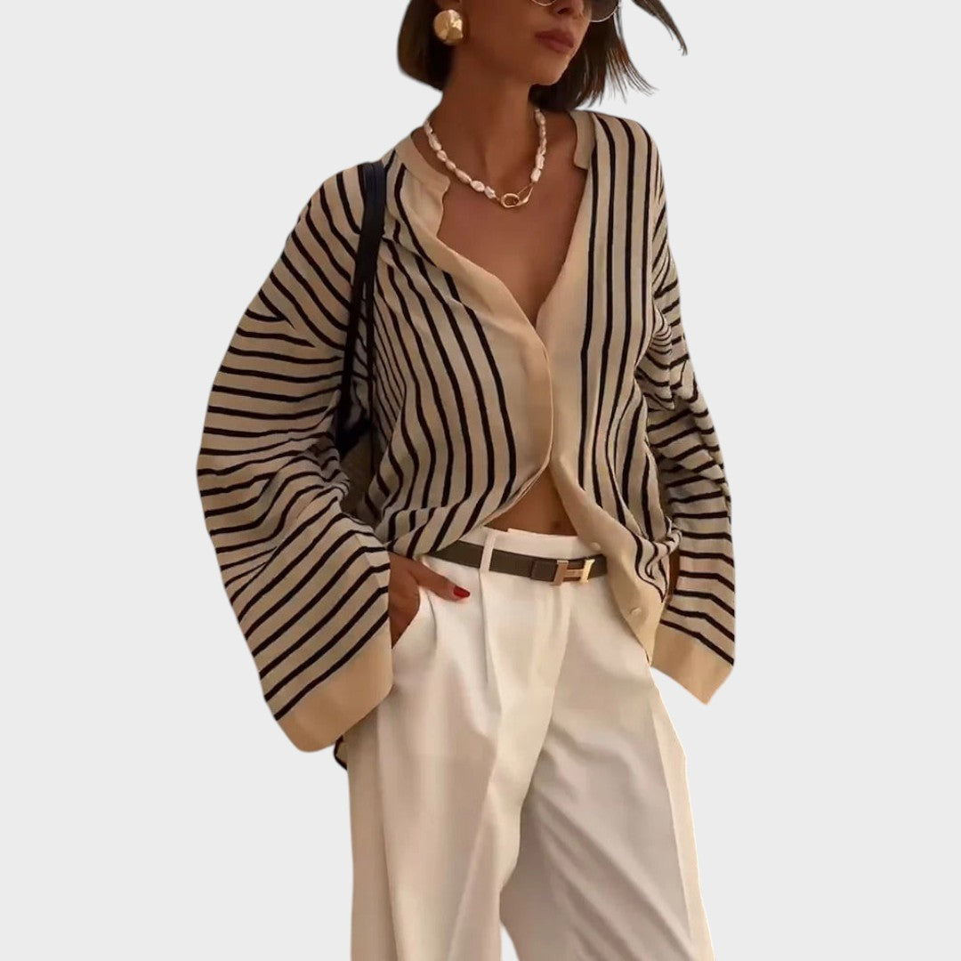 Camisa de rayas fluida elegante para mujer. Blusa de manga larga, perfecta para moda oficina y estilo chic.