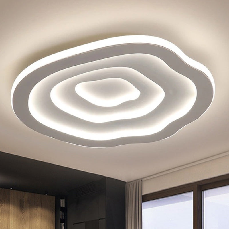 Lámpara de techo LED acrílica con diseño ondulado. Eficiencia energética para una iluminación moderna.