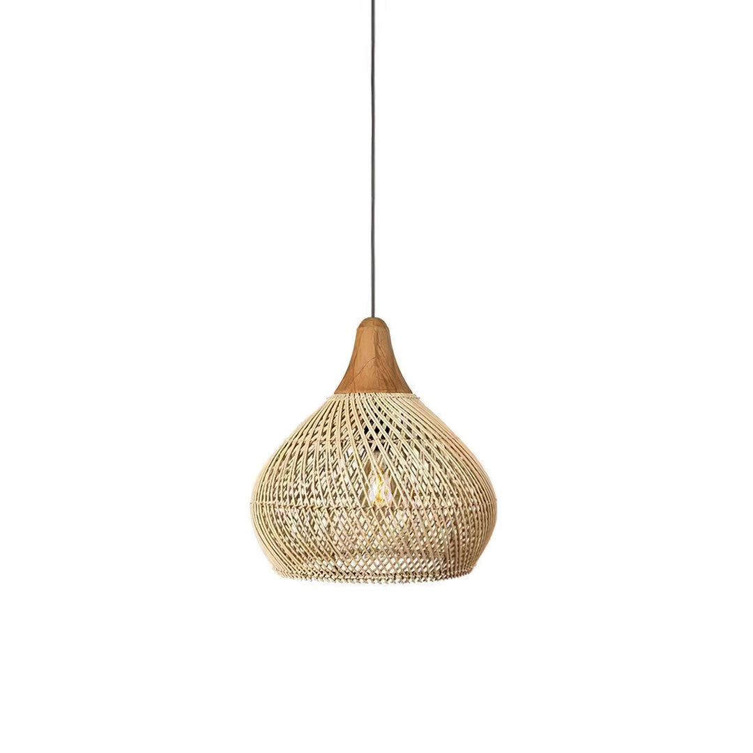 Iluminación bohemia con lámpara trenzada de estilo arpa, toque natural y elegante.