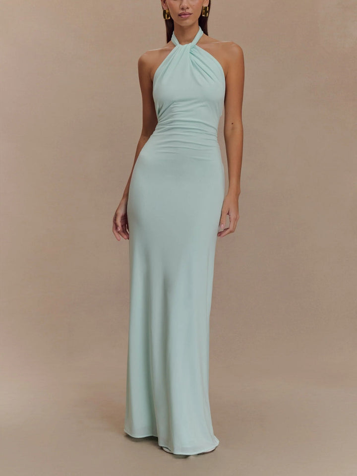 Vestido largo halter para mujer, espalda descubierta y cintura entallada. Ideal para fiestas y ocasiones elegantes.