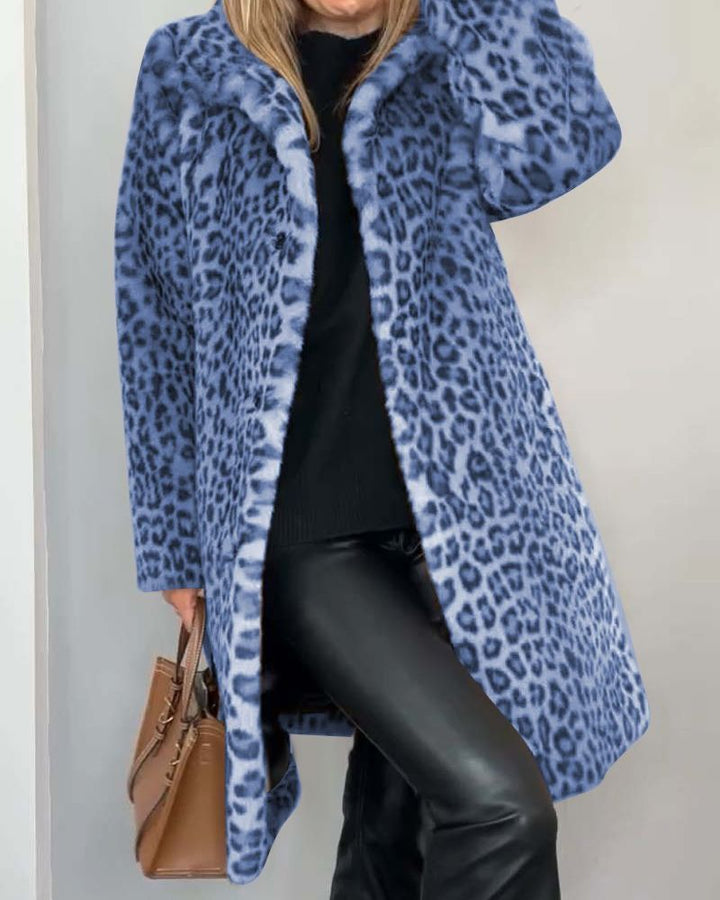 Abrigo largo de leopardo para mujer, look sofisticado y versátil. Perfecto para vestir elegante en otoño e invierno.