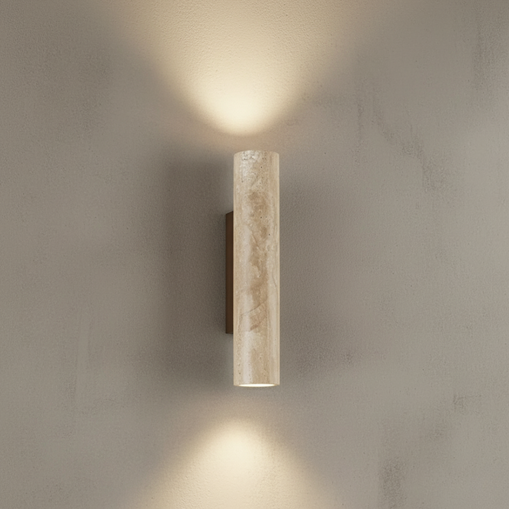 Aplique de pared de travertino natural con luz LED arriba/abajo, diseño moderno y minimalista.