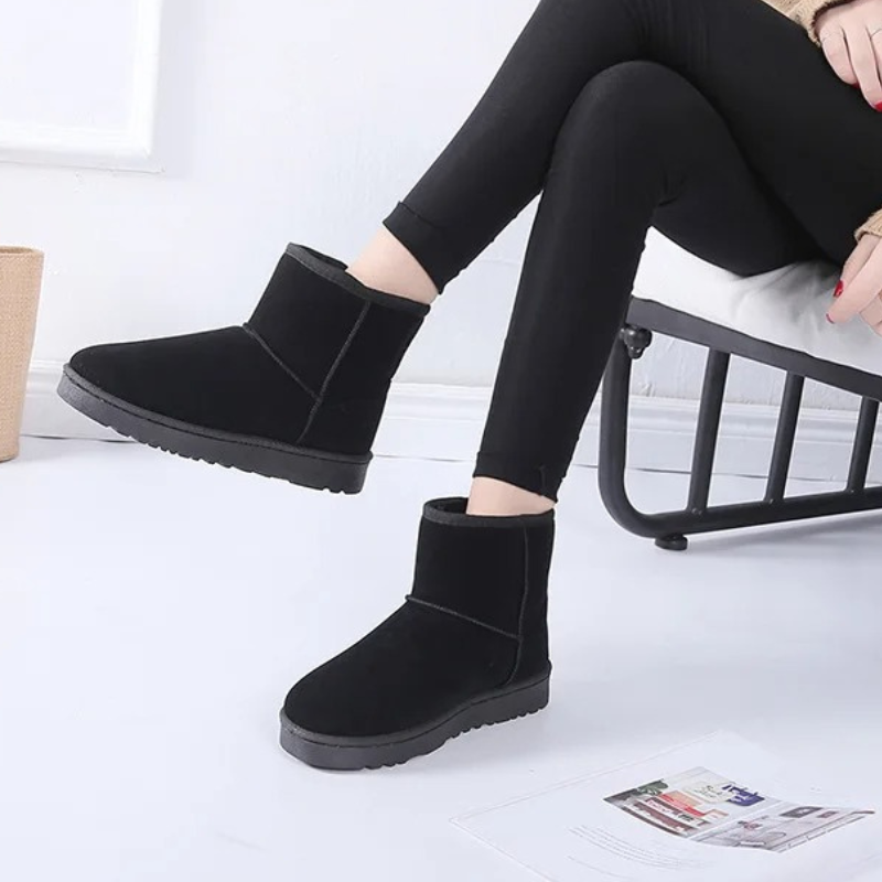 Botas de moda infantil para niñas, estilo invernal y seguras. Ideales para aventuras en la nieve.