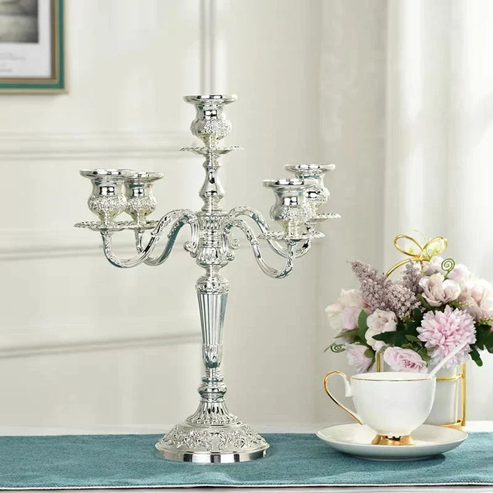 Candelabro de lujo con 5 brazos, diseño clásico y vintage, centro de mesa que ilumina tu hogar.