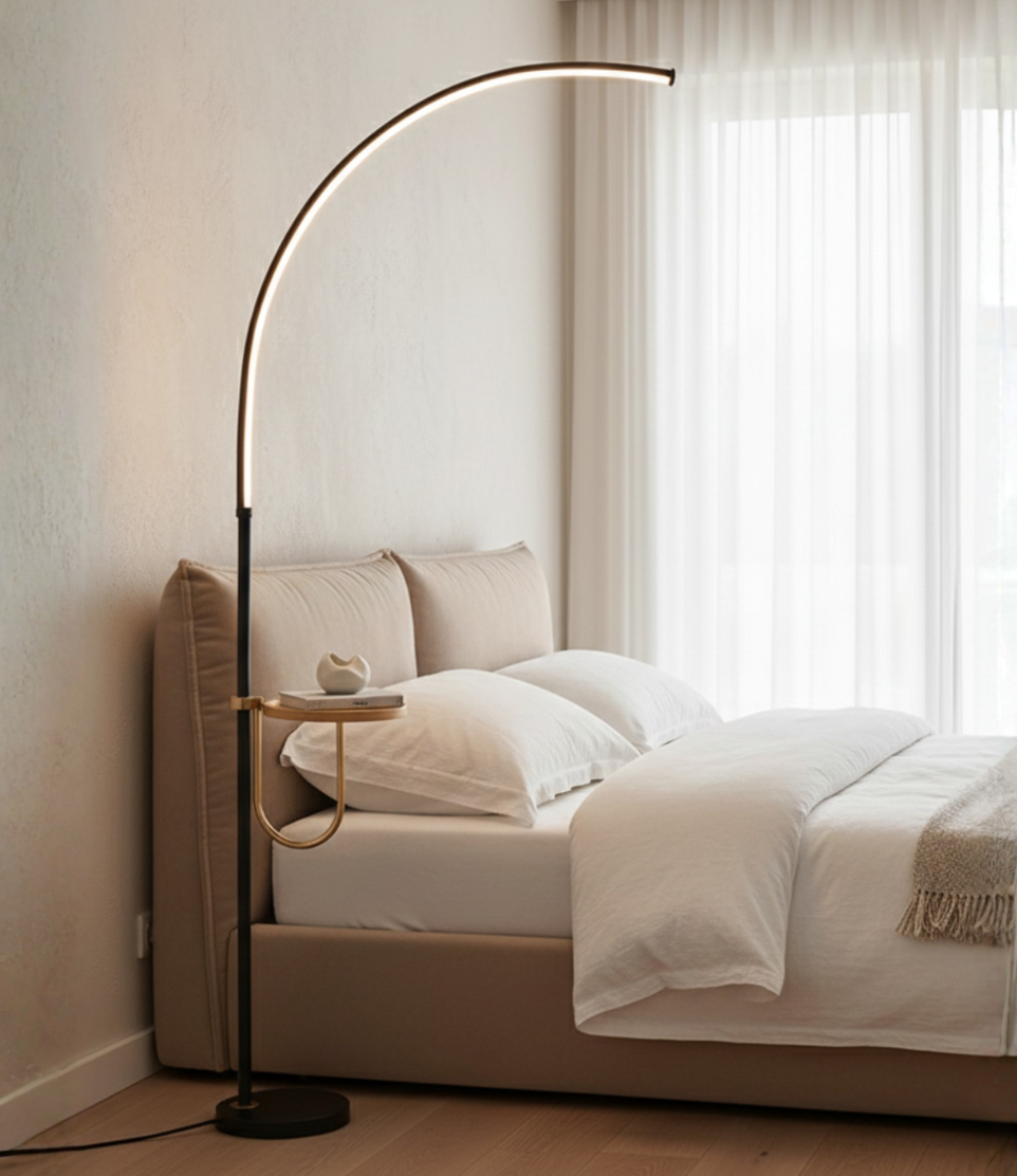 Lámpara LED de arco minimalista para lectura, diseño Valeris que ilumina tu hogar con estilo.