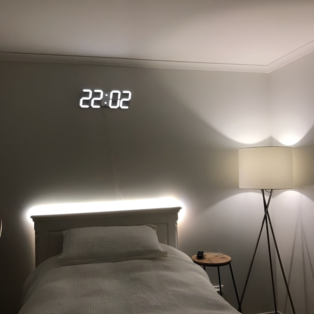 Reloj LED 3D digital de pared con diseño moderno. Añade un toque contemporáneo y funcional al hogar.