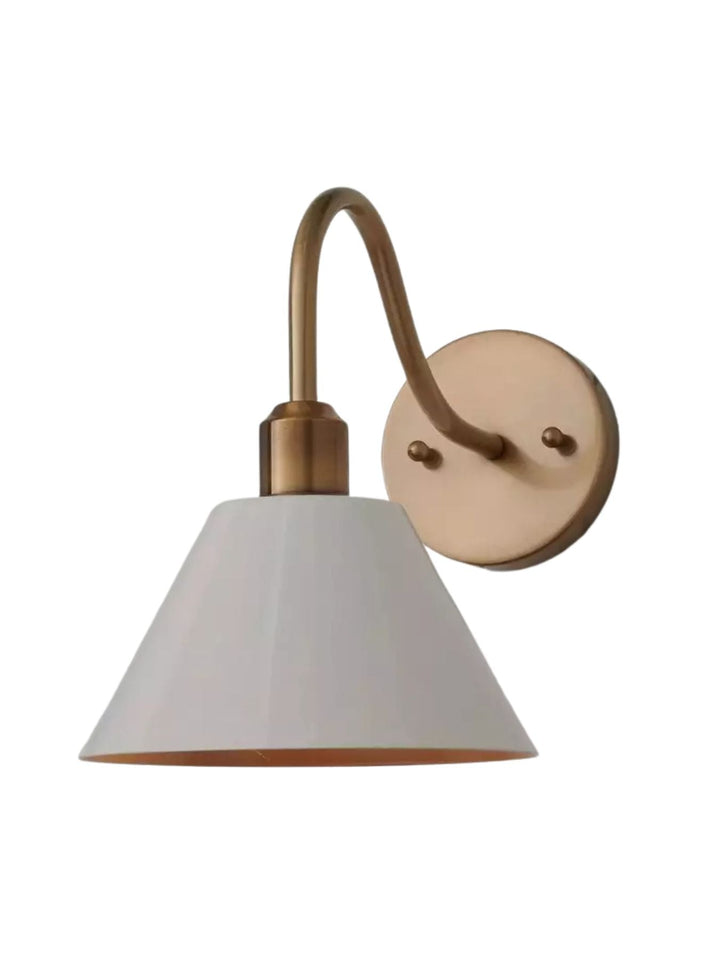 Aplique de pared negro, luz focal para interiores, diseño moderno y cónico.