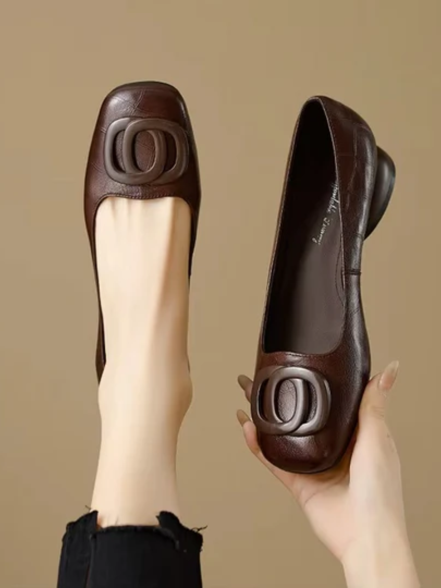 Flats elegantes de mujer, diseño deslizable con punta cuadrada. Comodidad y moda para el día a día.