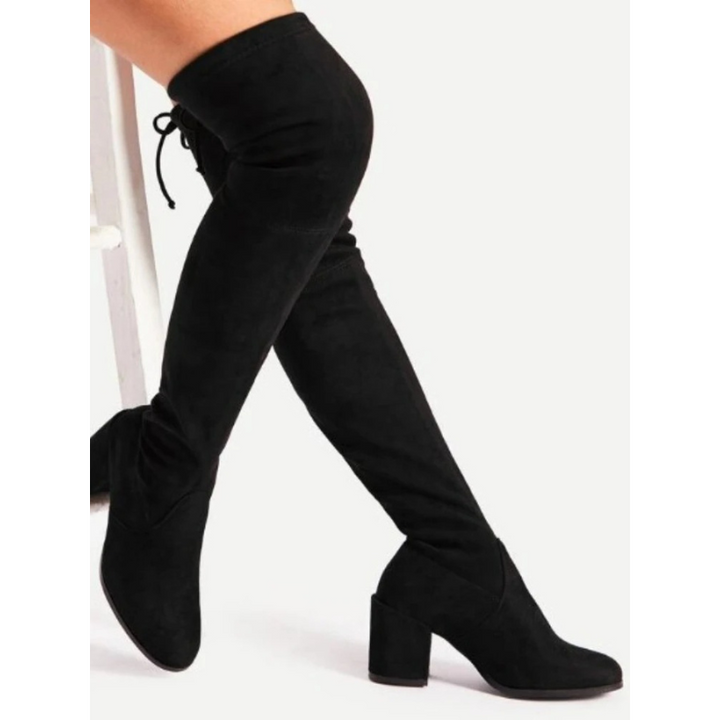 Botas overknee FAYE para mujer, disponibles en marrón y verde. Tacón bloque, tendencia de moda invernal.