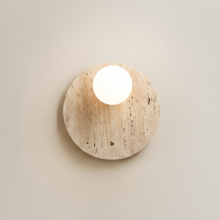 Lámpara de pared Wabi-Sabi minimalista con luz cálida natural, ideal para crear un ambiente acogedor y relajante.
