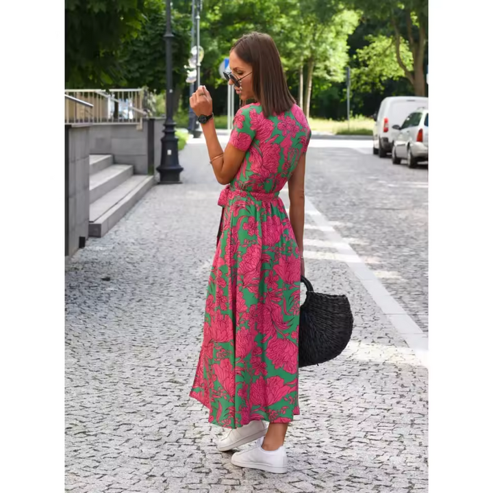 Vestido estampado fluido VALERÍA para mujer, diseño chic. Perfecto para verano u ocasiones especiales, ropa elegante.