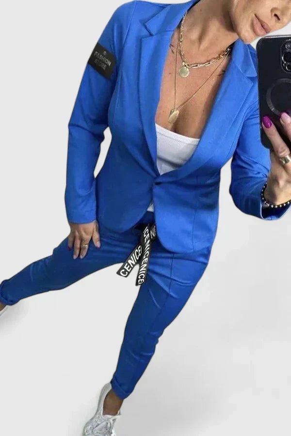 Pantalón de vestir mujer, parte del conjunto dos piezas. Comodidad y estilo para tu outfit diario.