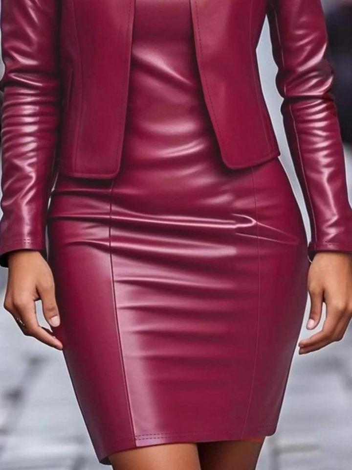 Conjunto femenino de chaqueta efecto cuero y vestido, perfecto para un estilo sofisticado y moderno.