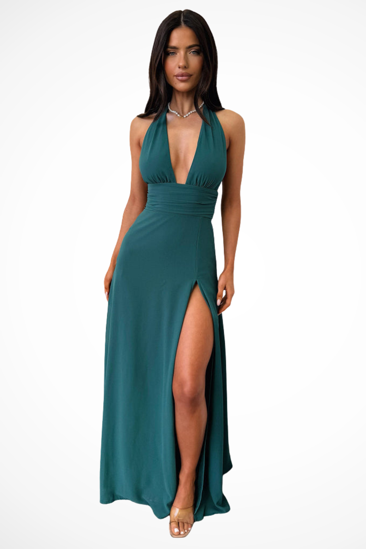 Vestido largo halter de mujer, diseño elegante y confort para fiestas de verano o eventos especiales.