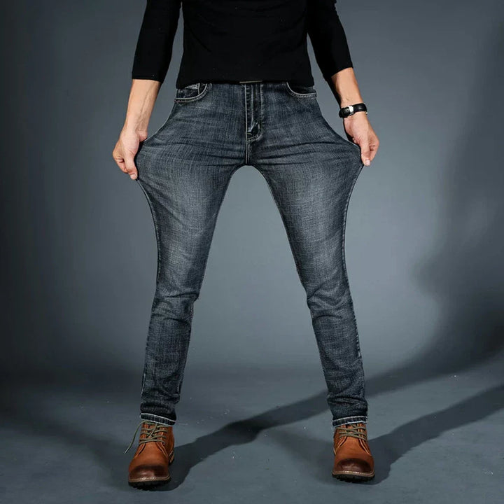 Tejanos azules ajustados para hombre, diseño de moda con confort elástico para el mejor estilo.