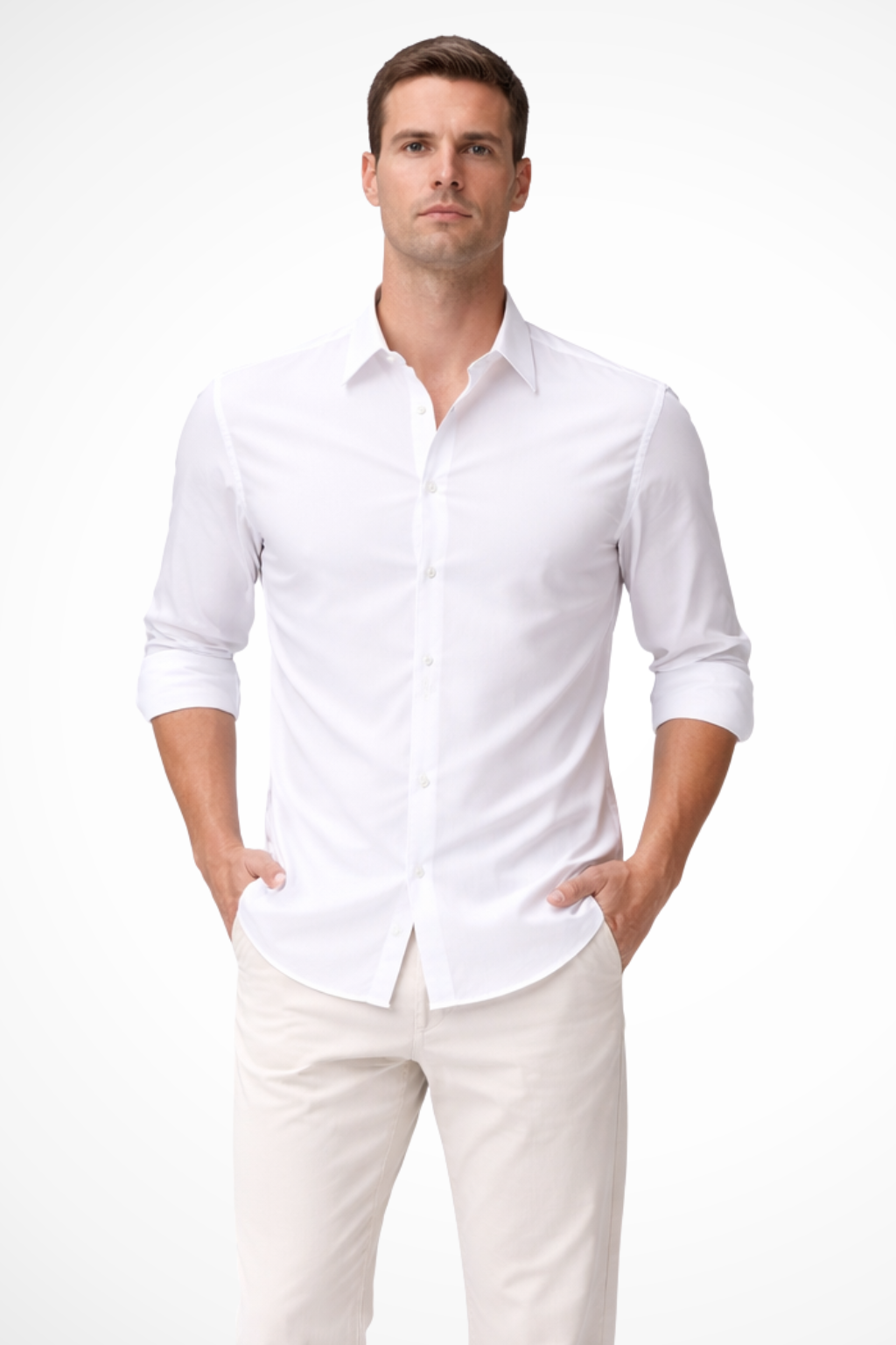 Camisa azul de hombre, manga larga y botones, perfecta para estilo casual o business casual. Moda masculina.