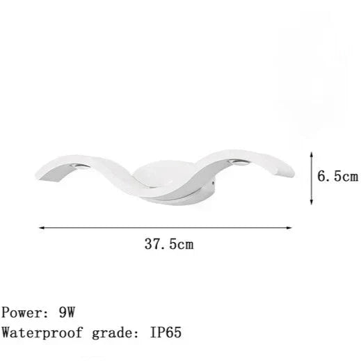 Lámpara de pared exterior moderna, diseño IP65 resistente al agua. Iluminación LED funcional para patio y terraza.