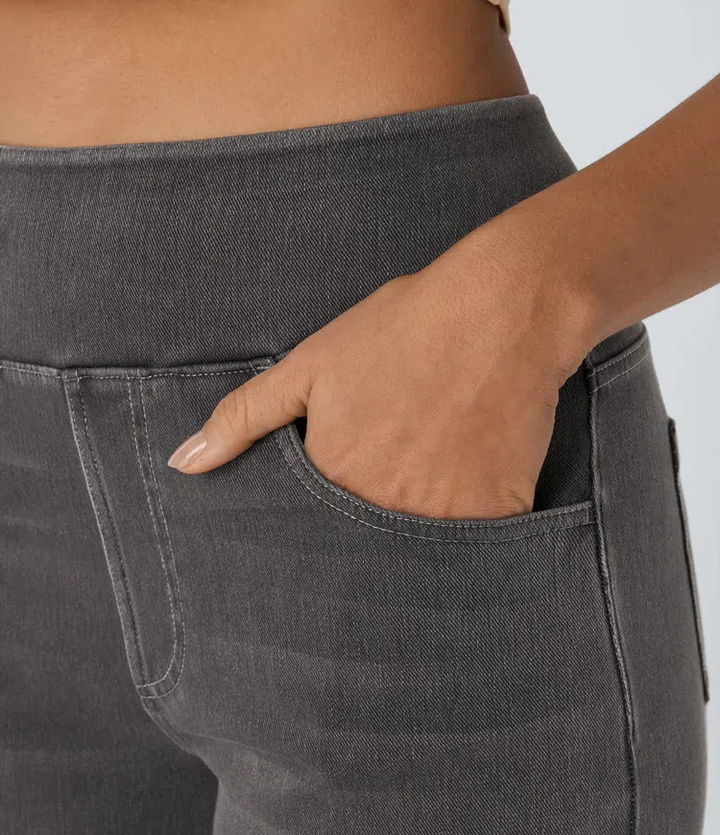 Moda femenina: jean de mujer pierna ancha, talle alto elástico, ideal para un look casual y cómodo.