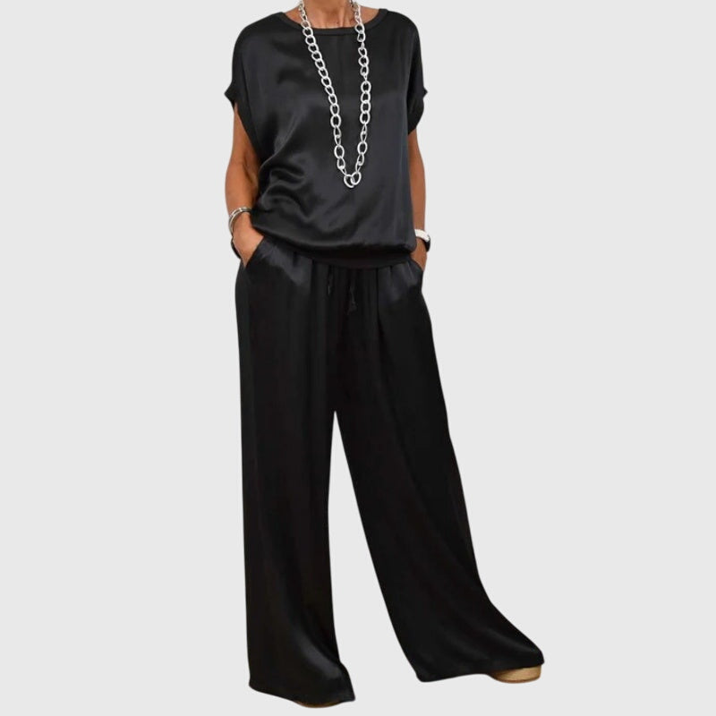 Conjunto casual cómodo de dos piezas para mujer. Ideal para primavera y verano. Moda femenina.
