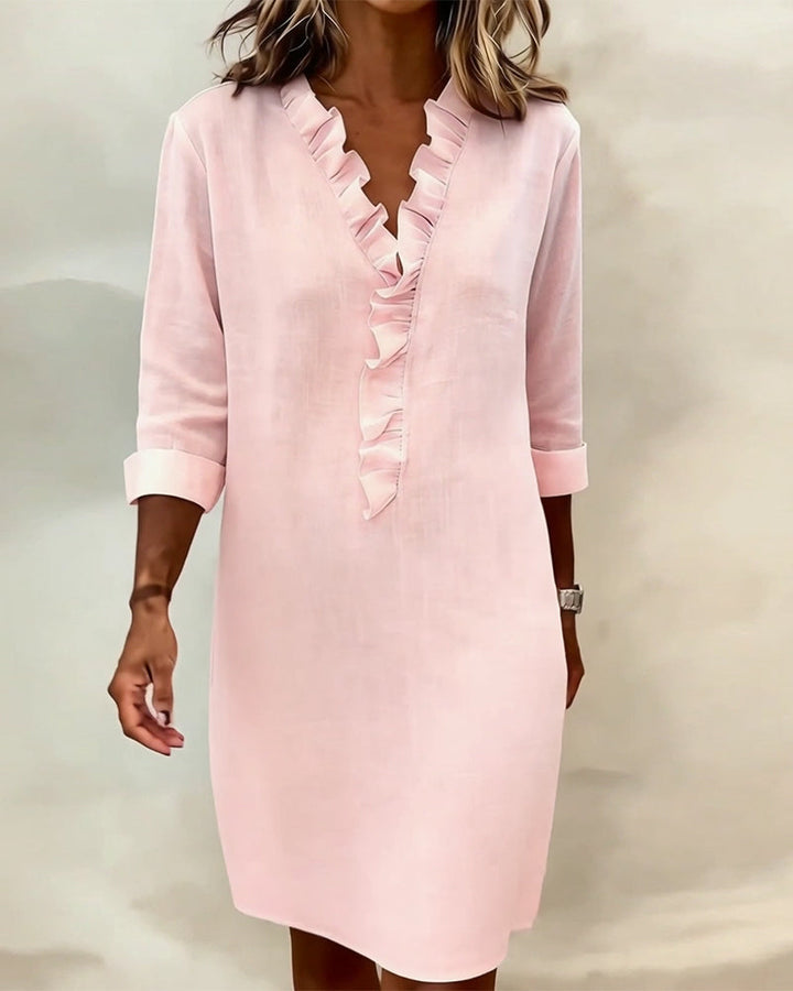 Vestido versátil de mujer, escote V y volantes. Perfecto para eventos casuales de día y estilo diario.