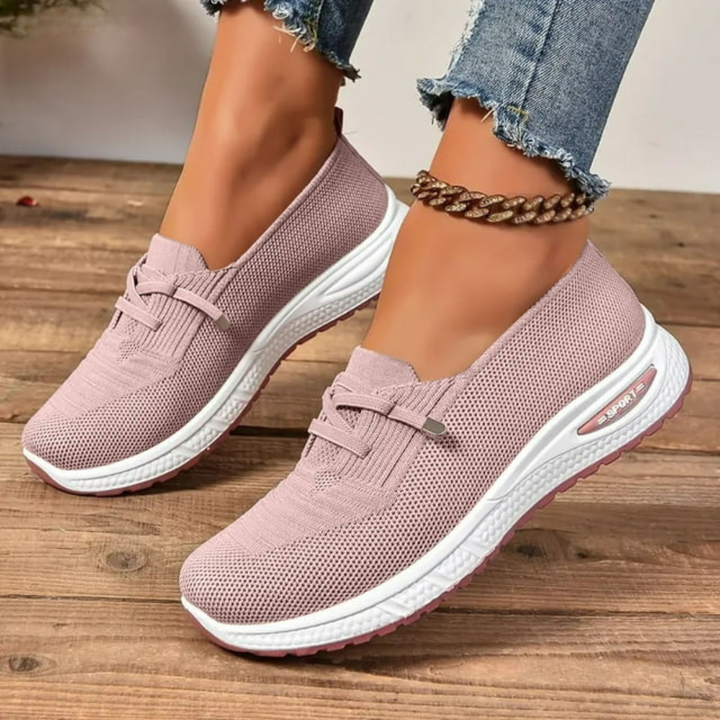 Zapatos de mujer cómodos para el día a día, diseñados para aliviar el dolor y dar confort.