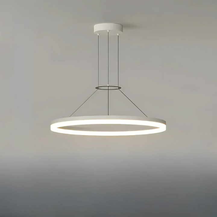 Lámpara colgante LED Cirano de diseño minimalista en forma de anillo, luz decorativa para ambientes contemporáneos.