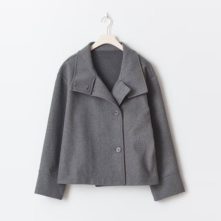 Chaqueta corta para mujer, diseño sofisticado con botones de lujo. Ideal para otoño invierno.