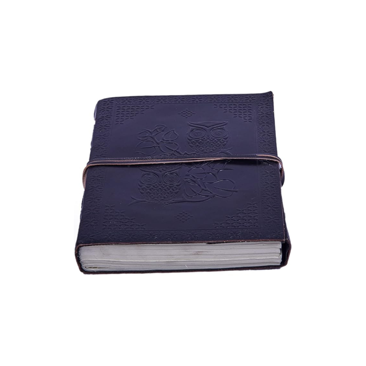 Cuaderno de cuero resistente con búho grabado, perfecto para notas, escritura personal o como regalo.