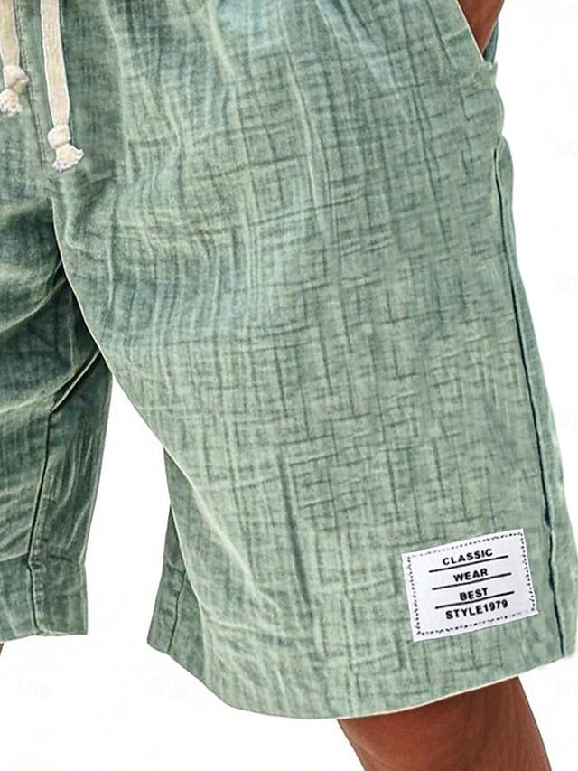 Estilo relajado: pantalones cortos casuales de hombre, ideales para días de verano y ocio cómodo.